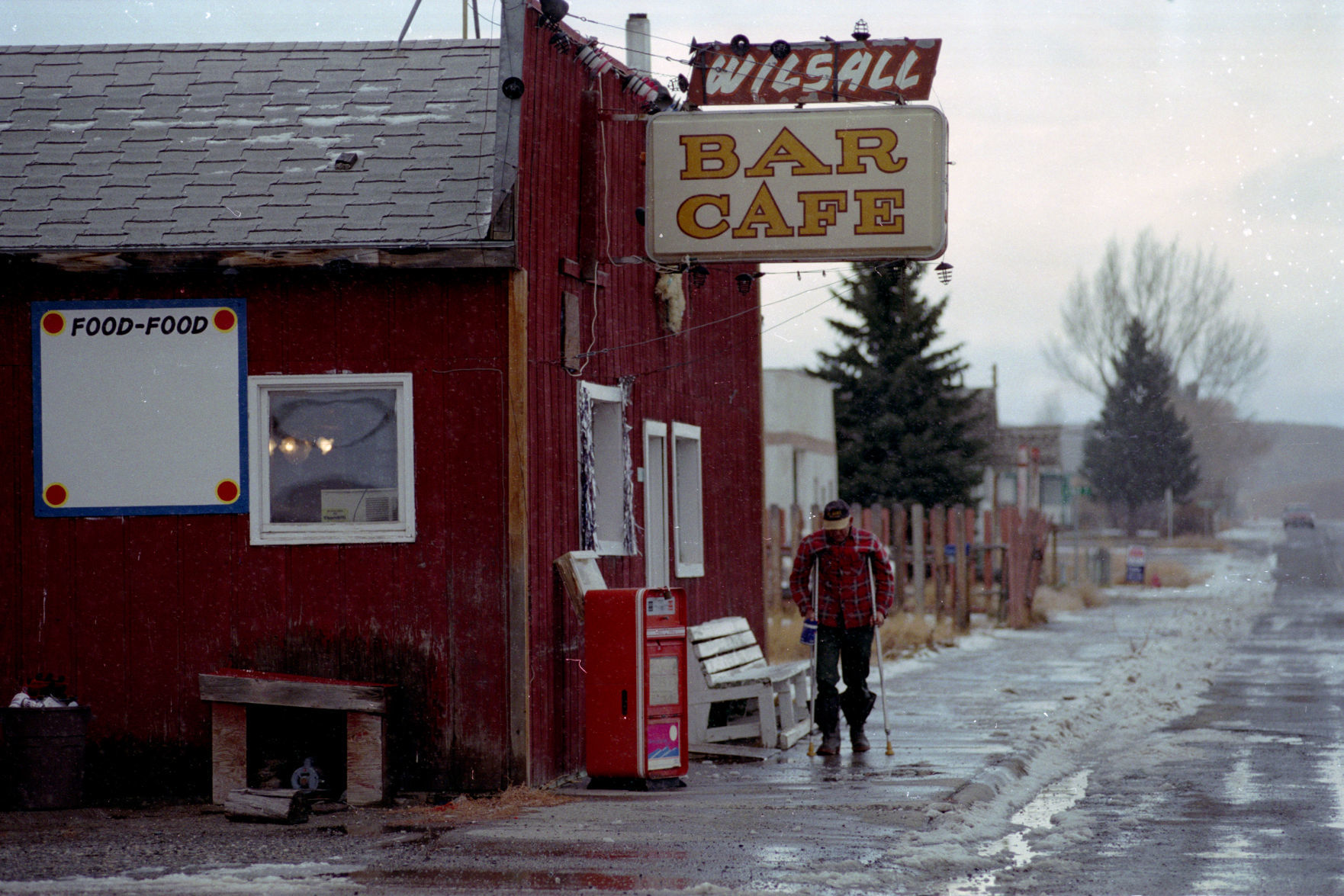 Wilsall Bar, Wilsall, 1998